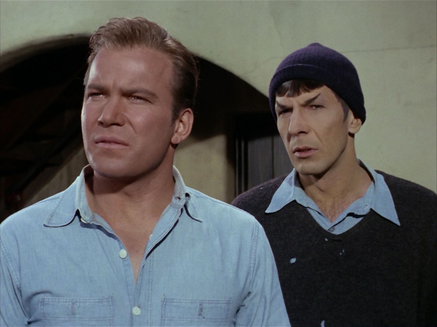 ariane179254_StarTrek_2x21_PatternsOfForce_0405.jpg