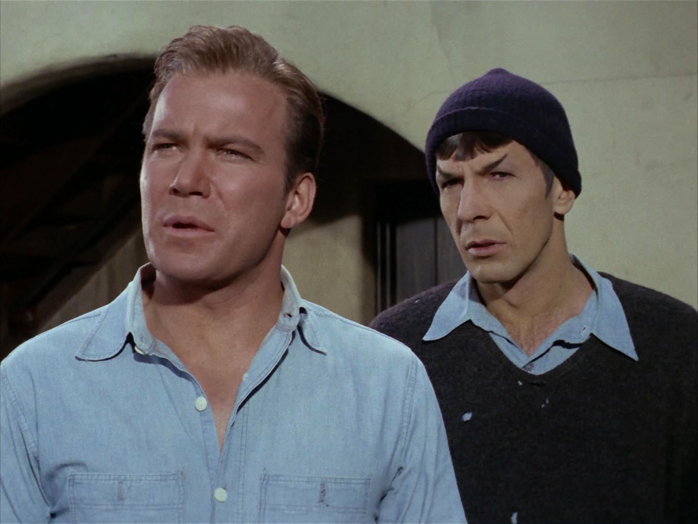 ariane179254_StarTrek_2x21_PatternsOfForce_0407.jpg