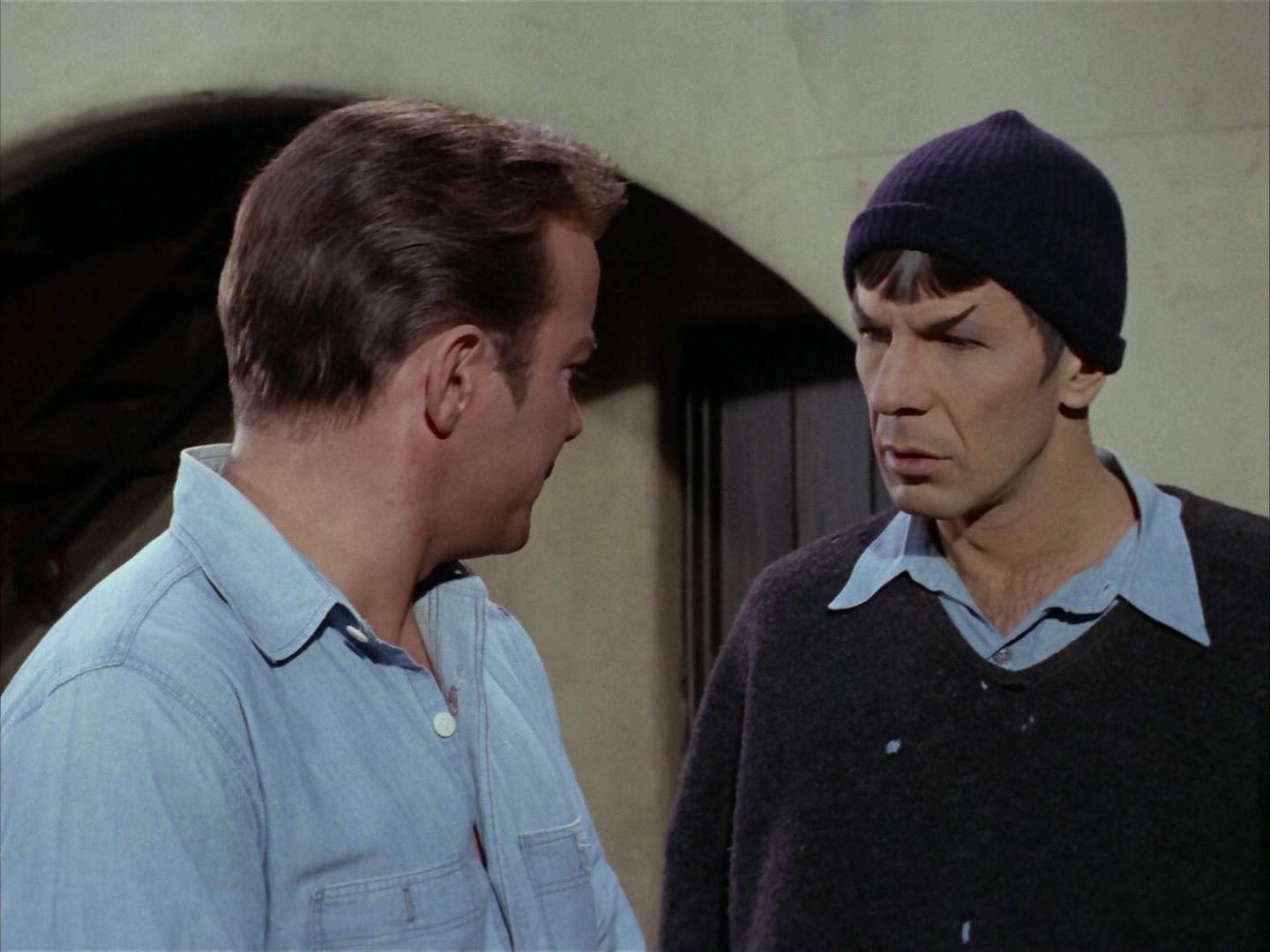 ariane179254_StarTrek_2x21_PatternsOfForce_0432.jpg