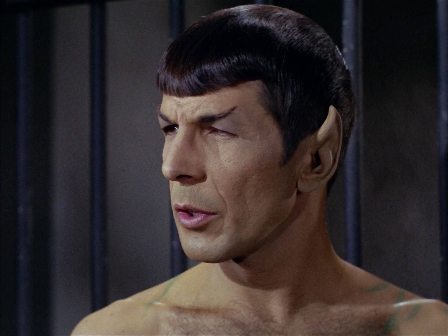 ariane179254_StarTrek_2x21_PatternsOfForce_0889.jpg