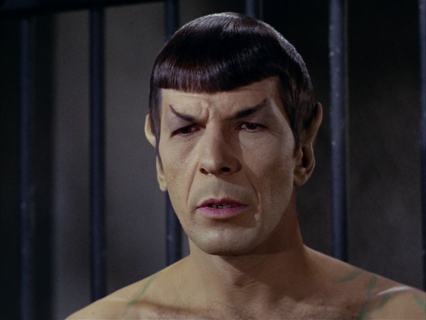 ariane179254_StarTrek_2x21_PatternsOfForce_1010.jpg