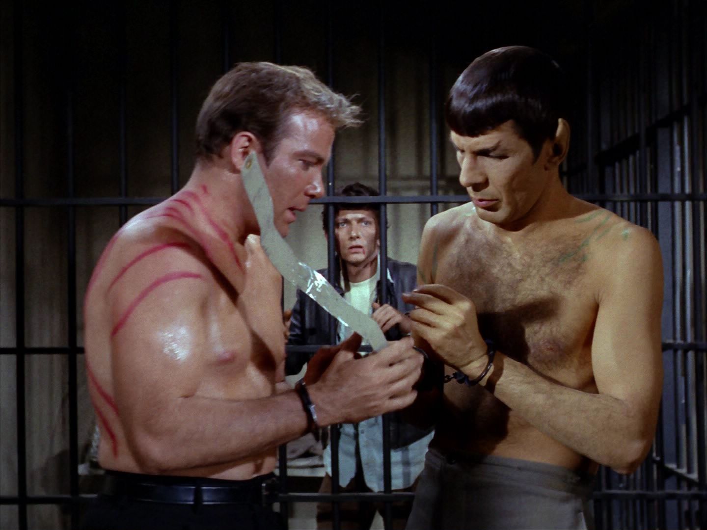 ariane179254_StarTrek_2x21_PatternsOfForce_1050.jpg