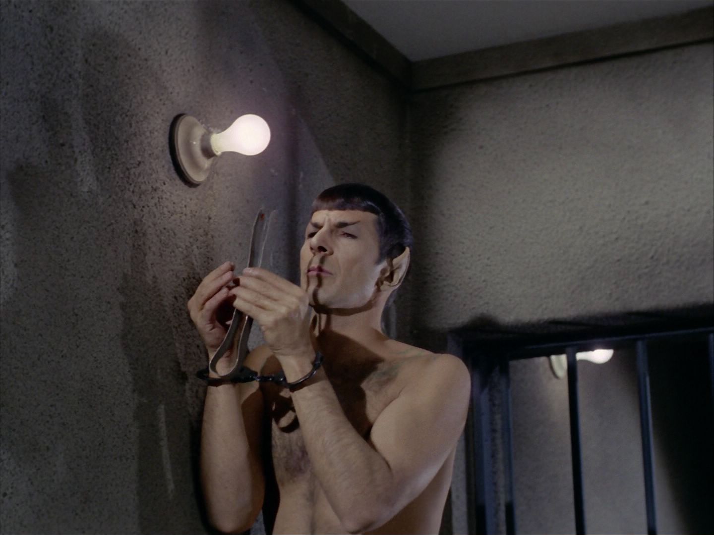 ariane179254_StarTrek_2x21_PatternsOfForce_1137.jpg