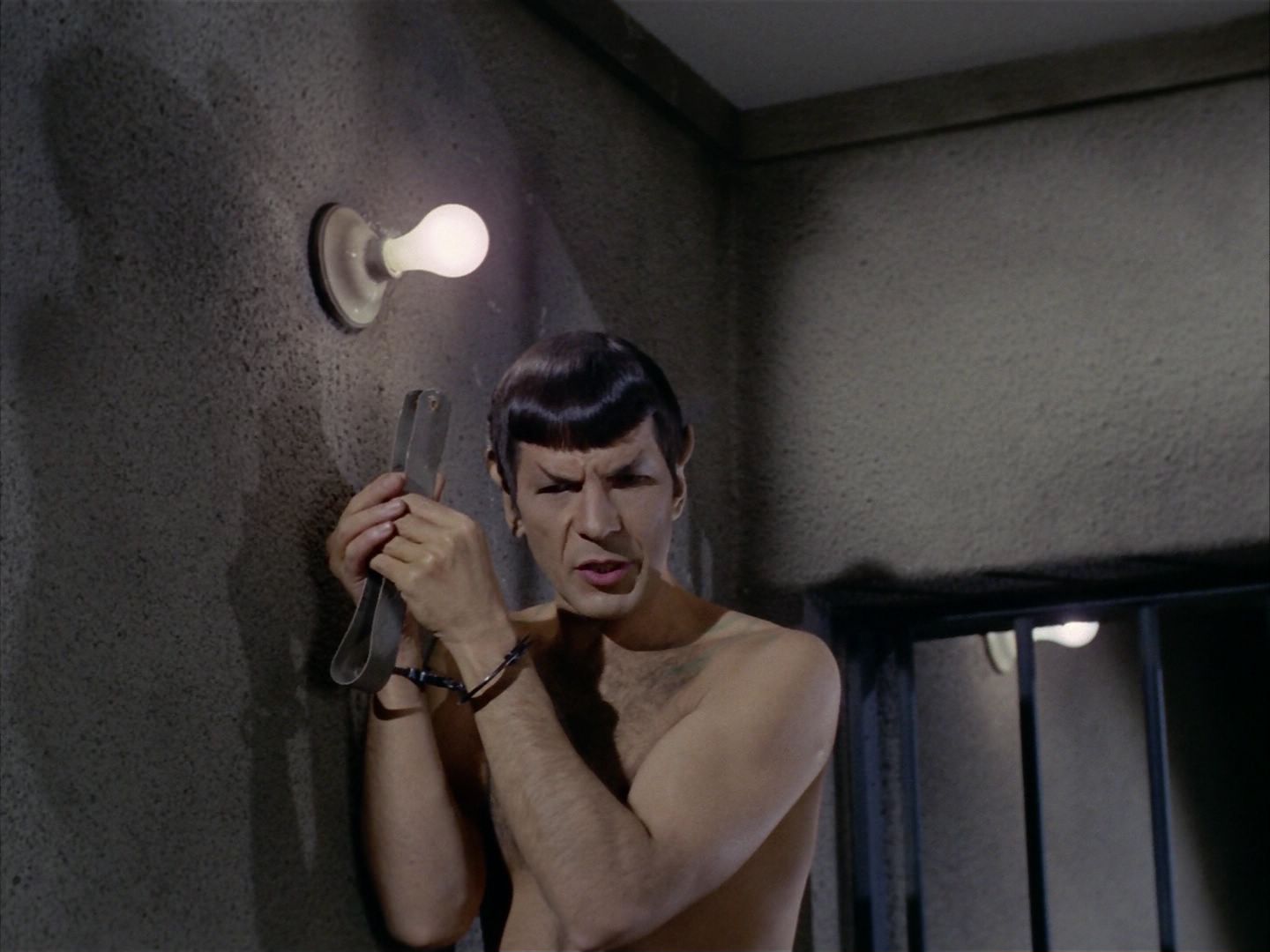ariane179254_StarTrek_2x21_PatternsOfForce_1152.jpg