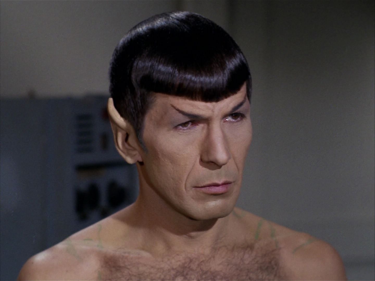 ariane179254_StarTrek_2x21_PatternsOfForce_1391.jpg