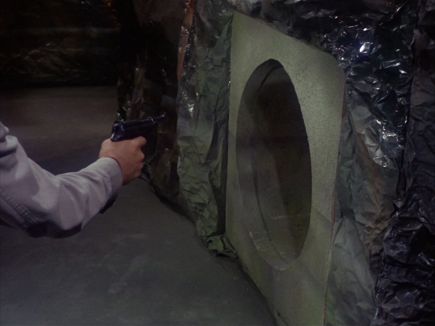 ariane179254_StarTrek_2x21_PatternsOfForce_1434.jpg