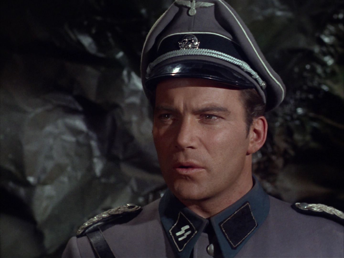 ariane179254_StarTrek_2x21_PatternsOfForce_1743.jpg