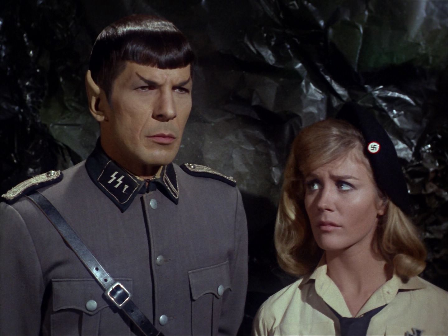 ariane179254_StarTrek_2x21_PatternsOfForce_1765.jpg