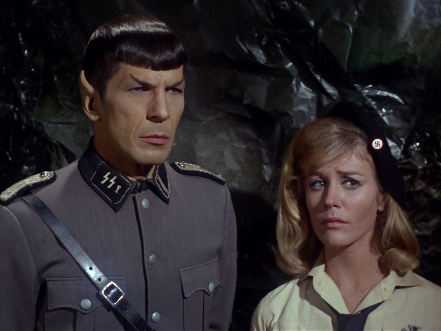 ariane179254_StarTrek_2x21_PatternsOfForce_1766.jpg