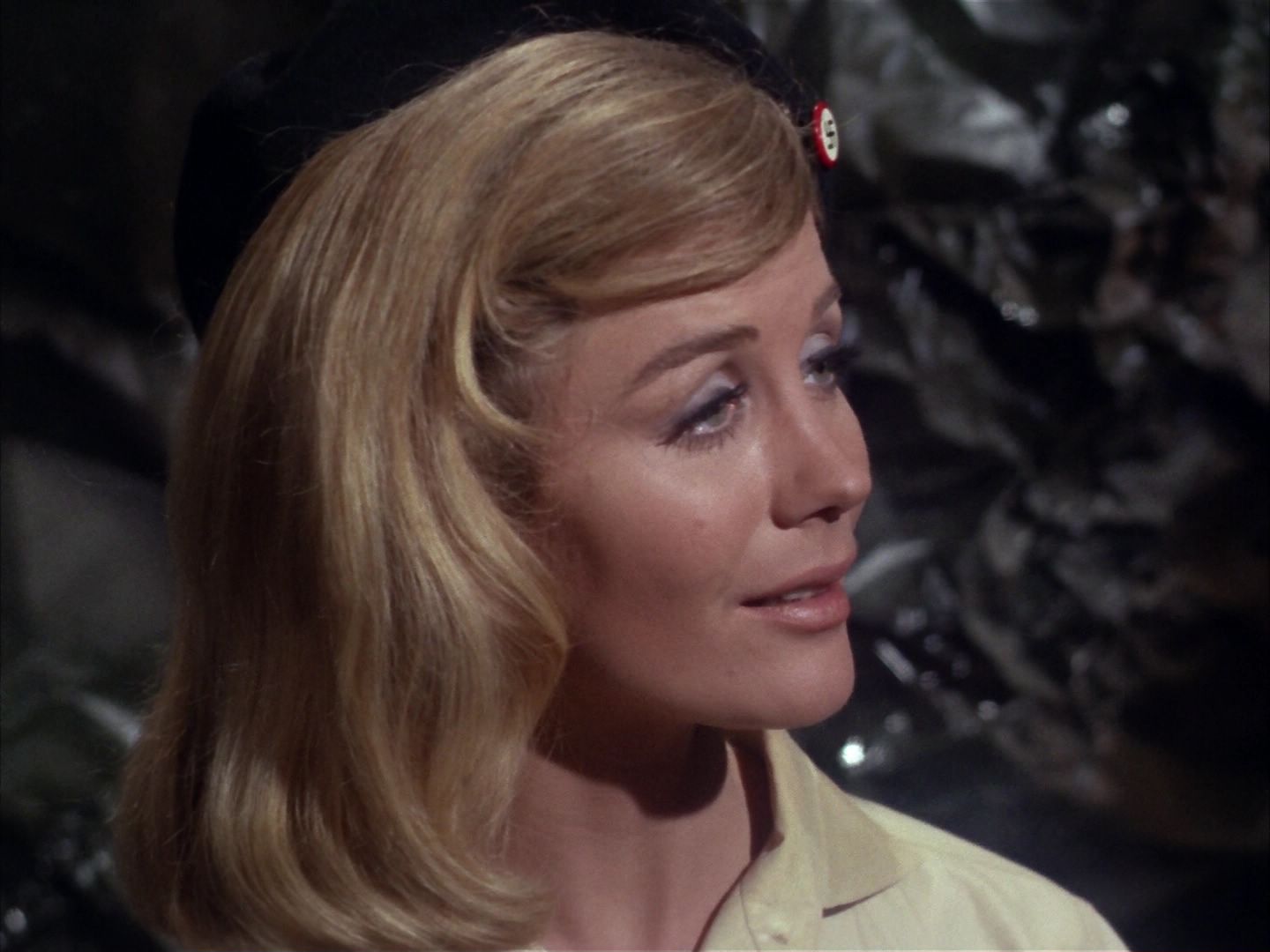 ariane179254_StarTrek_2x21_PatternsOfForce_1881.jpg