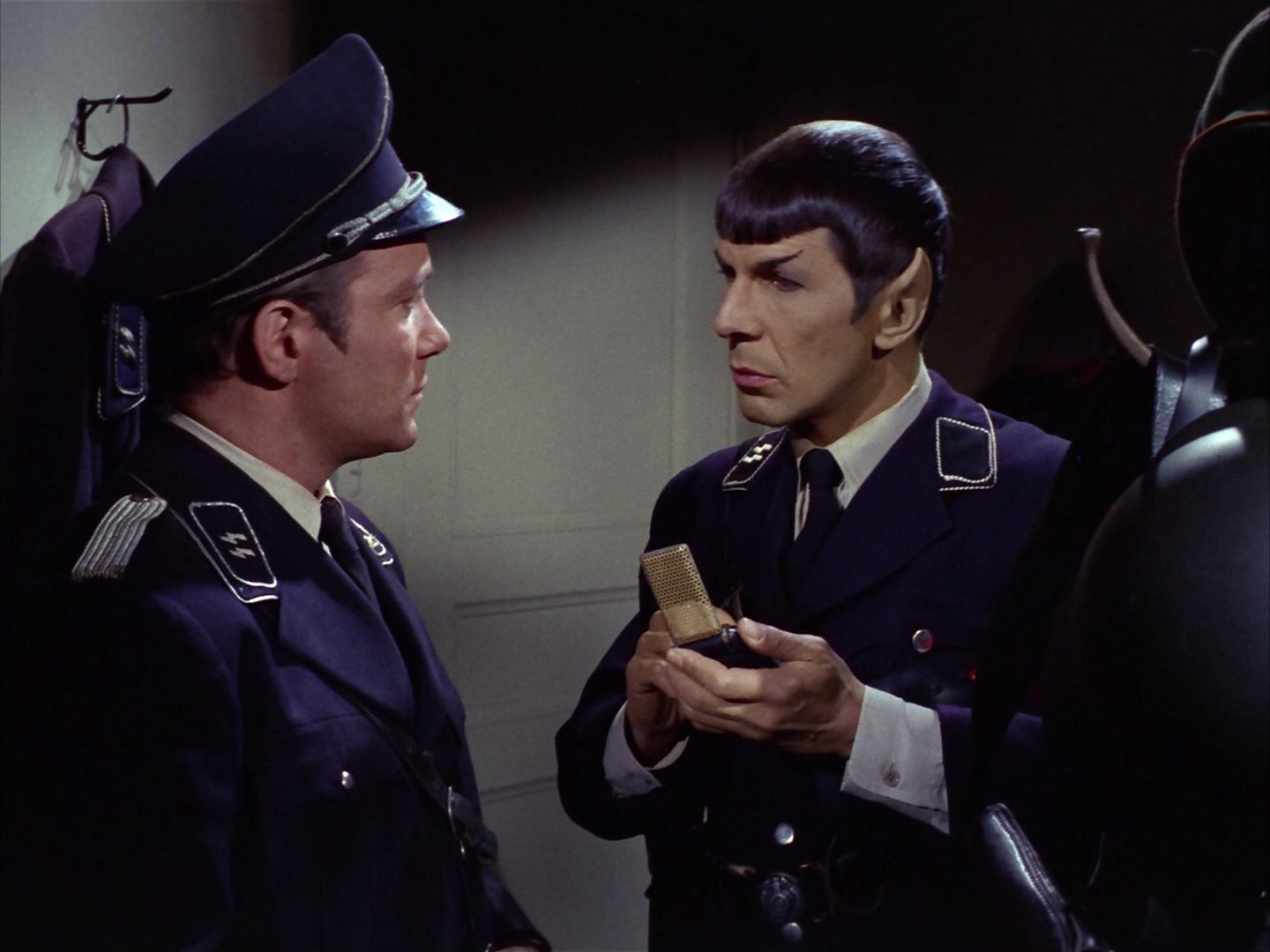 ariane179254_StarTrek_2x21_PatternsOfForce_2073.jpg