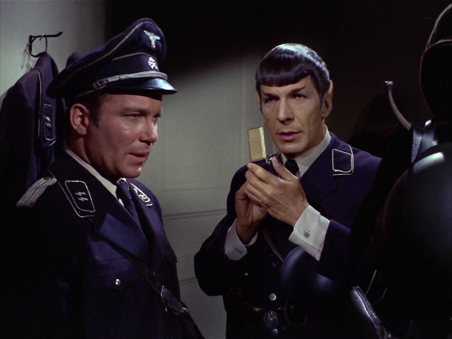 ariane179254_StarTrek_2x21_PatternsOfForce_2080.jpg