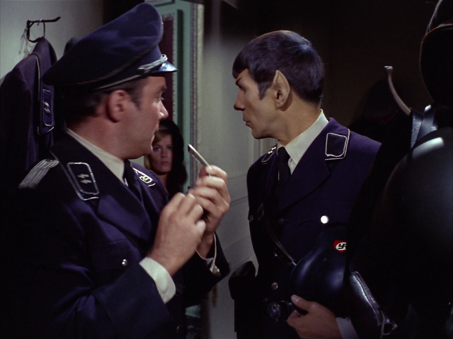 ariane179254_StarTrek_2x21_PatternsOfForce_2136.jpg