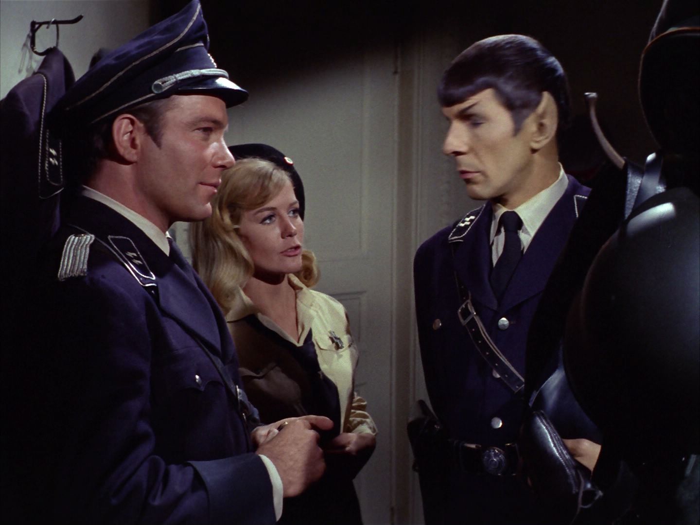 ariane179254_StarTrek_2x21_PatternsOfForce_2162.jpg