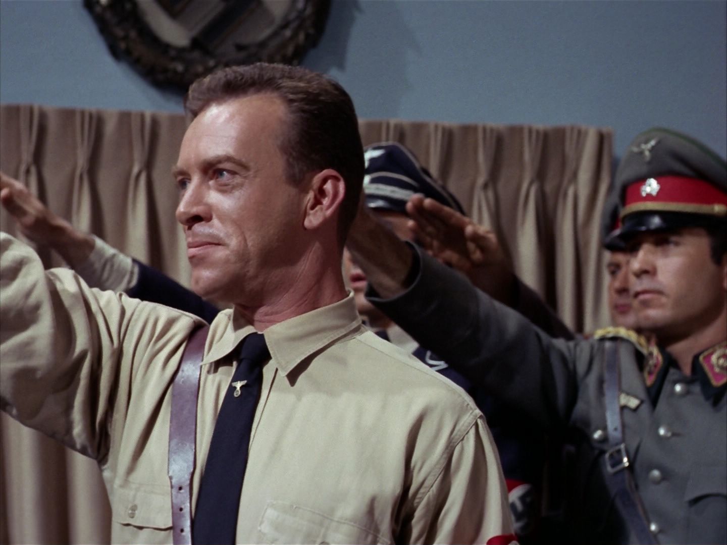 ariane179254_StarTrek_2x21_PatternsOfForce_2387.jpg