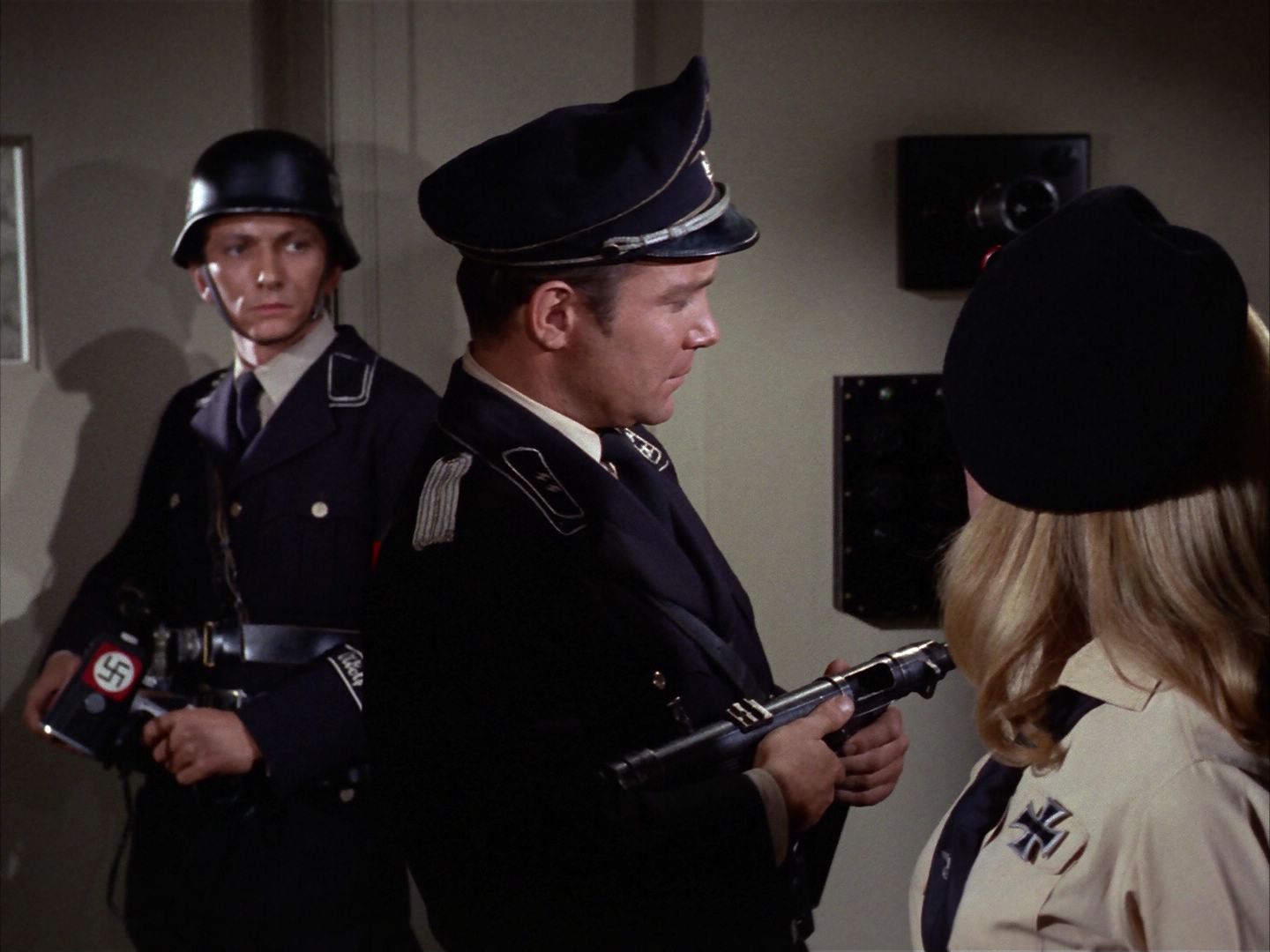ariane179254_StarTrek_2x21_PatternsOfForce_2560.jpg