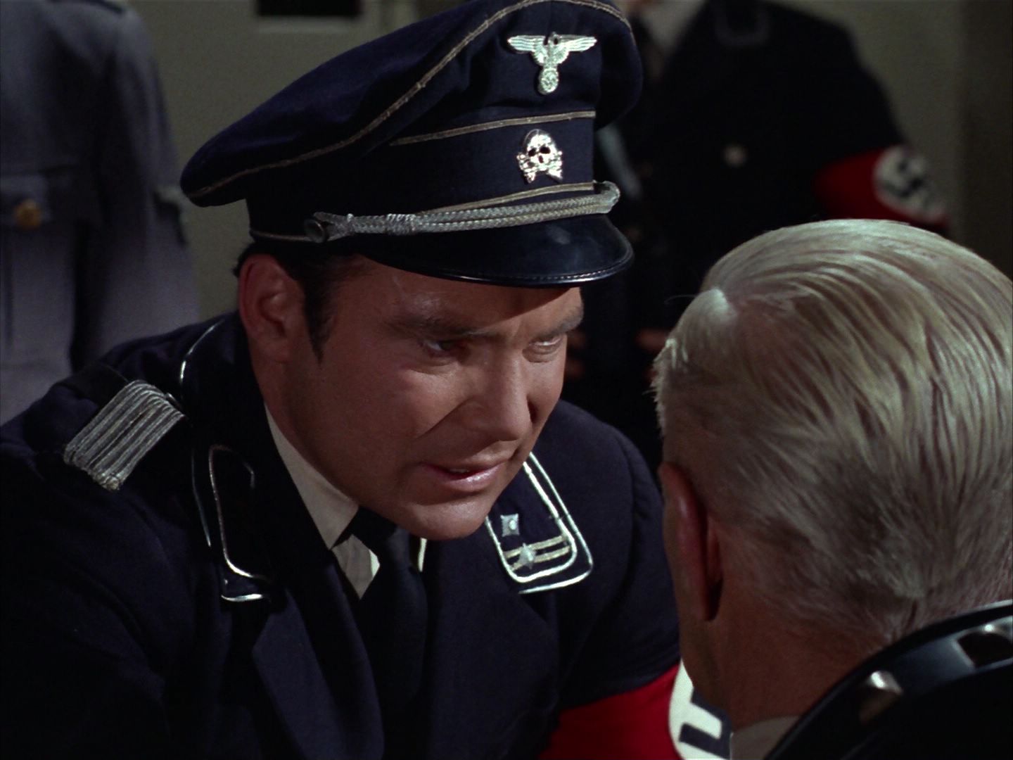 ariane179254_StarTrek_2x21_PatternsOfForce_2620.jpg