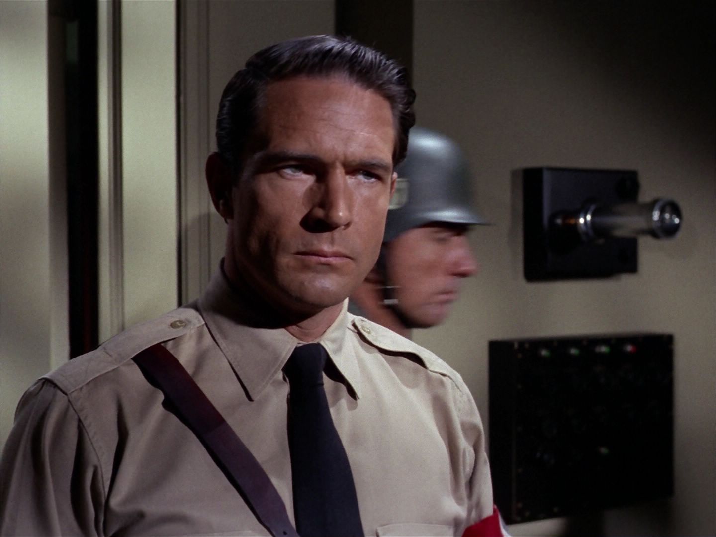 ariane179254_StarTrek_2x21_PatternsOfForce_2755.jpg