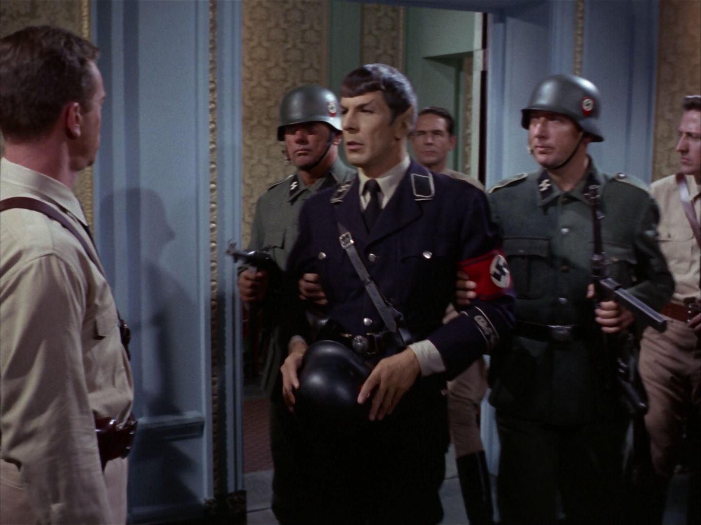 ariane179254_StarTrek_2x21_PatternsOfForce_2808.jpg