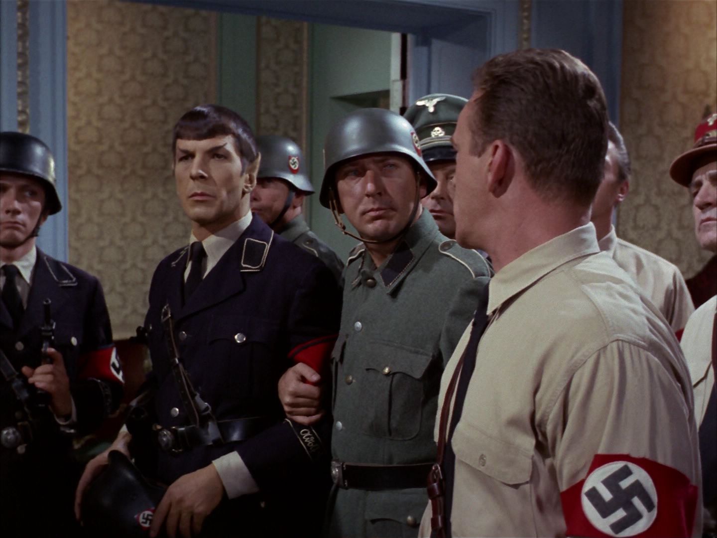 ariane179254_StarTrek_2x21_PatternsOfForce_2928.jpg