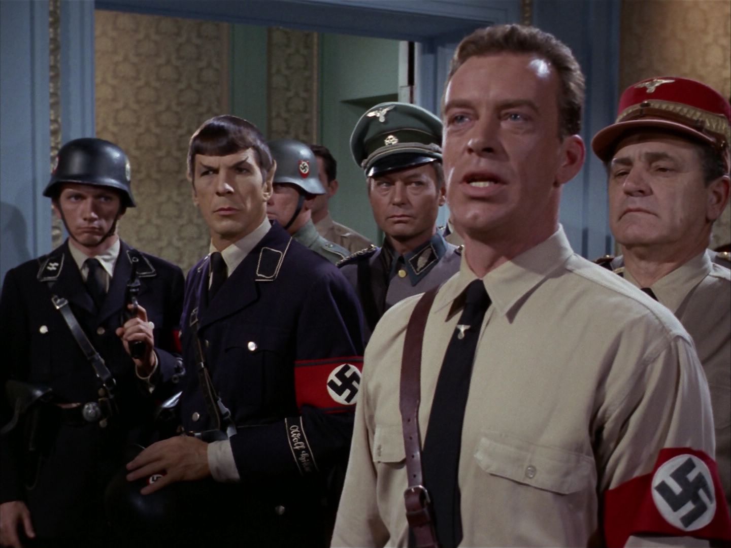 ariane179254_StarTrek_2x21_PatternsOfForce_2937.jpg