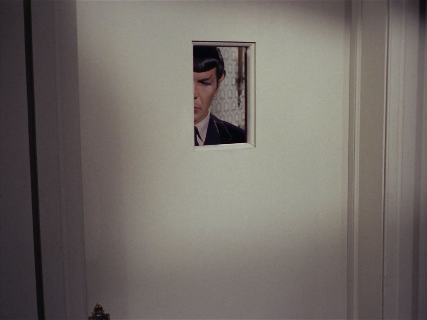 ariane179254_StarTrek_2x21_PatternsOfForce_3065.jpg