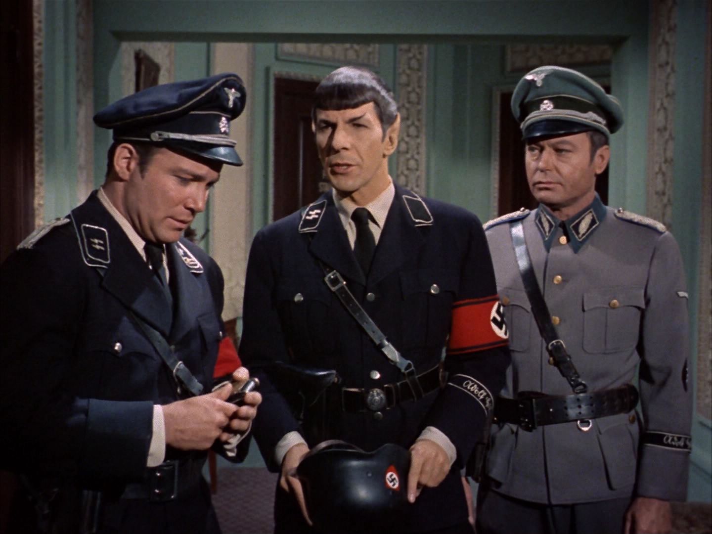ariane179254_StarTrek_2x21_PatternsOfForce_3139.jpg