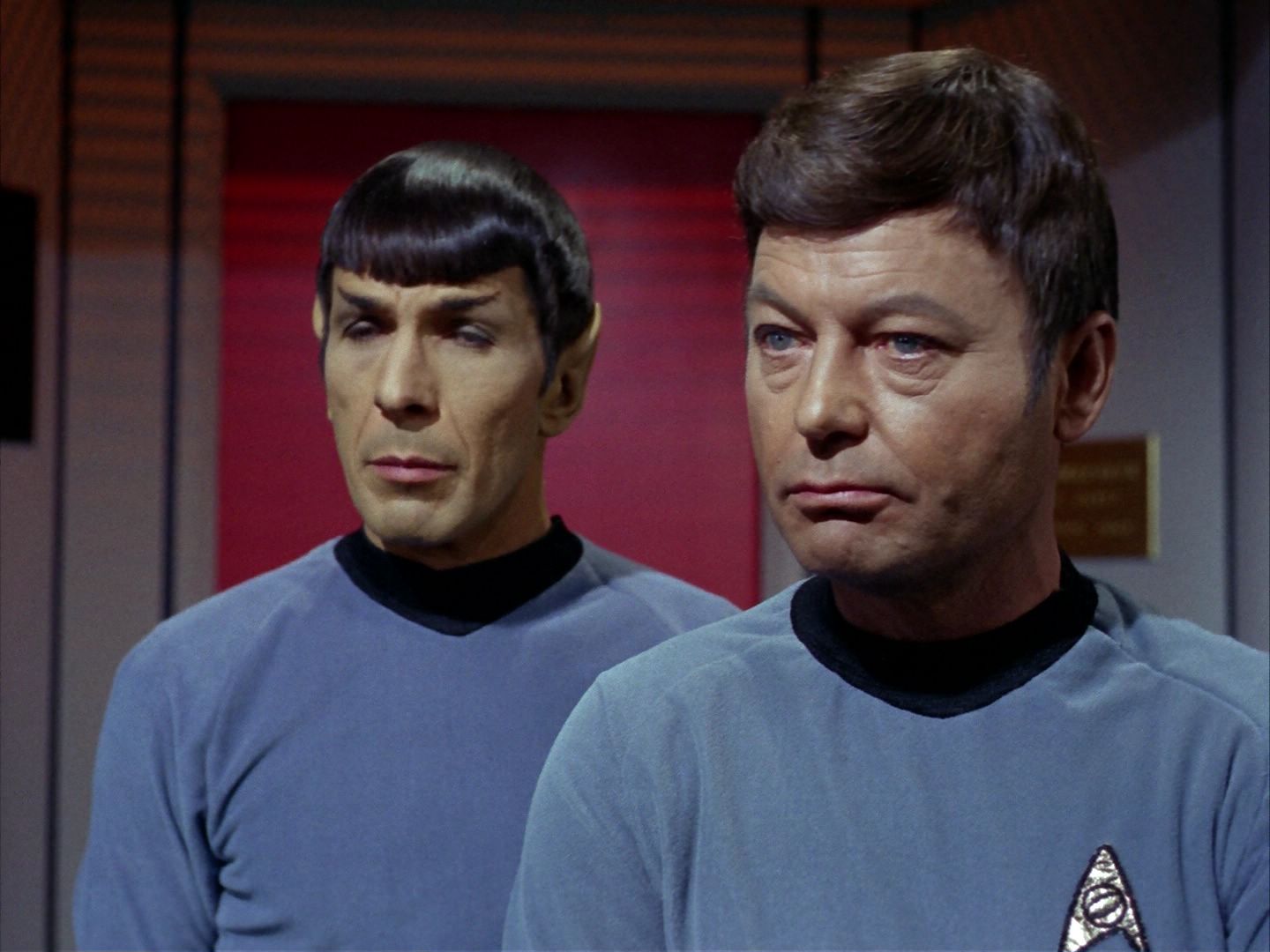 ariane179254_StarTrek_2x21_PatternsOfForce_3153.jpg