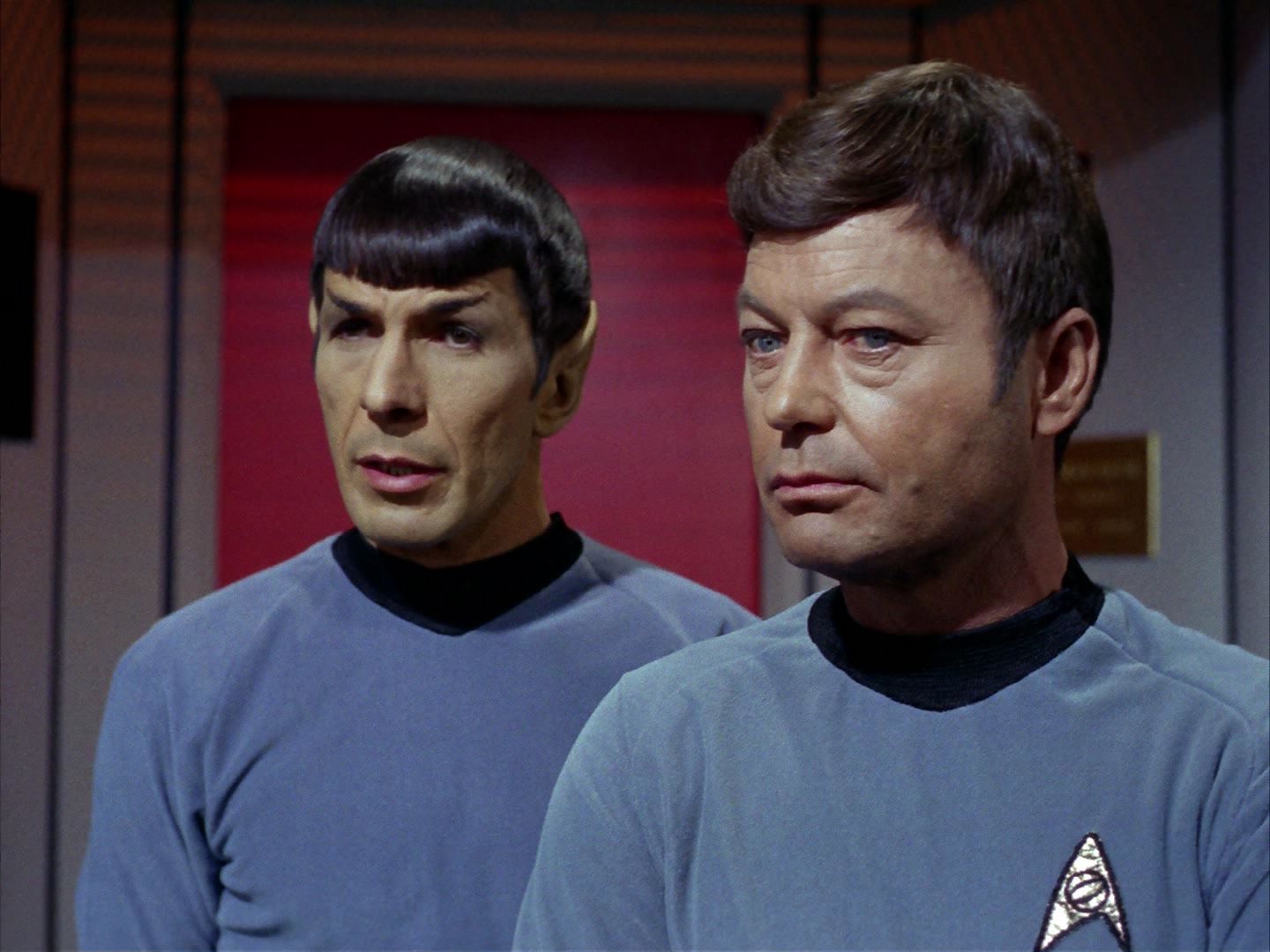ariane179254_StarTrek_2x21_PatternsOfForce_3156.jpg