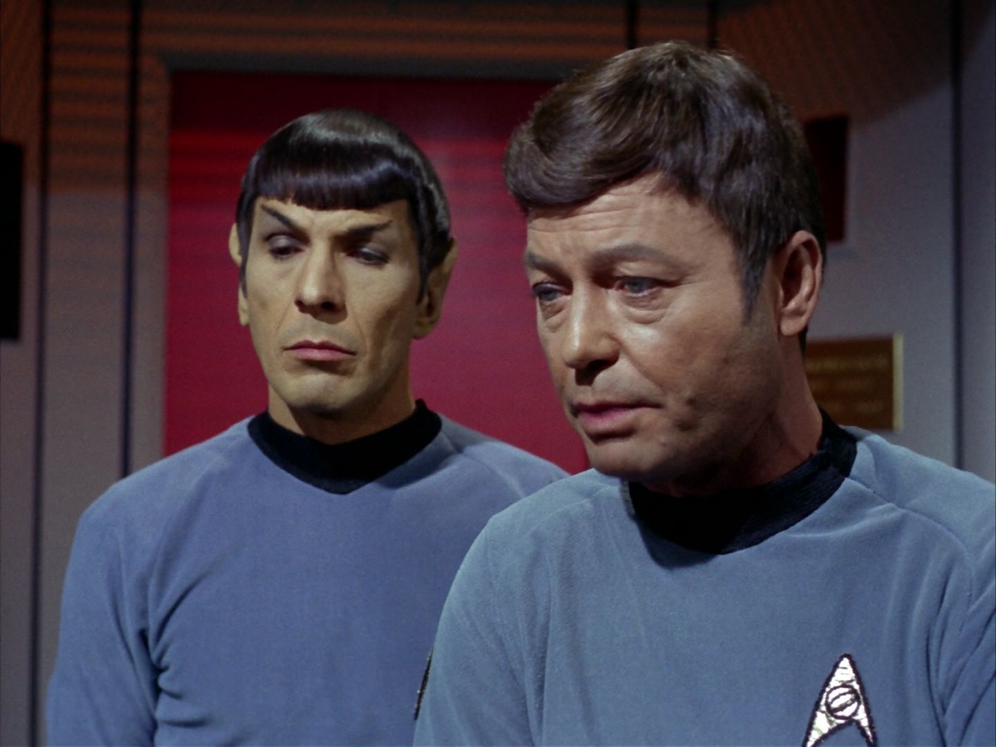 ariane179254_StarTrek_2x21_PatternsOfForce_3187.jpg