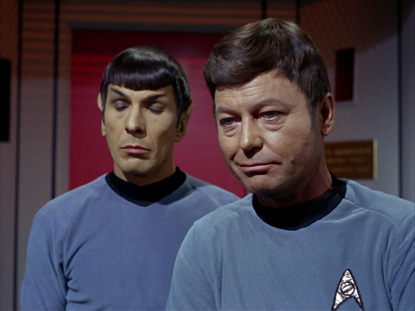 ariane179254_StarTrek_2x21_PatternsOfForce_3189.jpg