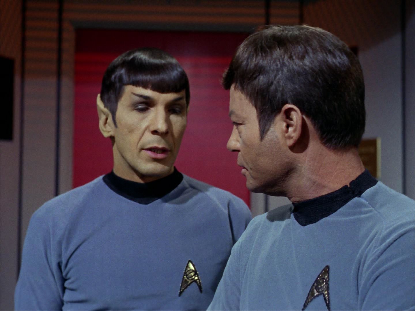ariane179254_StarTrek_2x21_PatternsOfForce_3207.jpg
