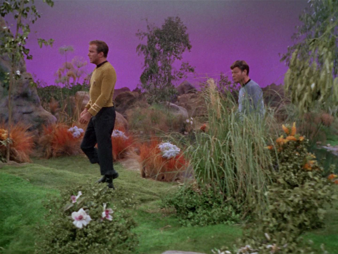 ariane179254_StarTrek_2x22_ByAnyOtherName_0030.jpg
