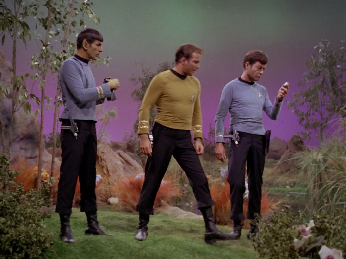 ariane179254_StarTrek_2x22_ByAnyOtherName_0075.jpg