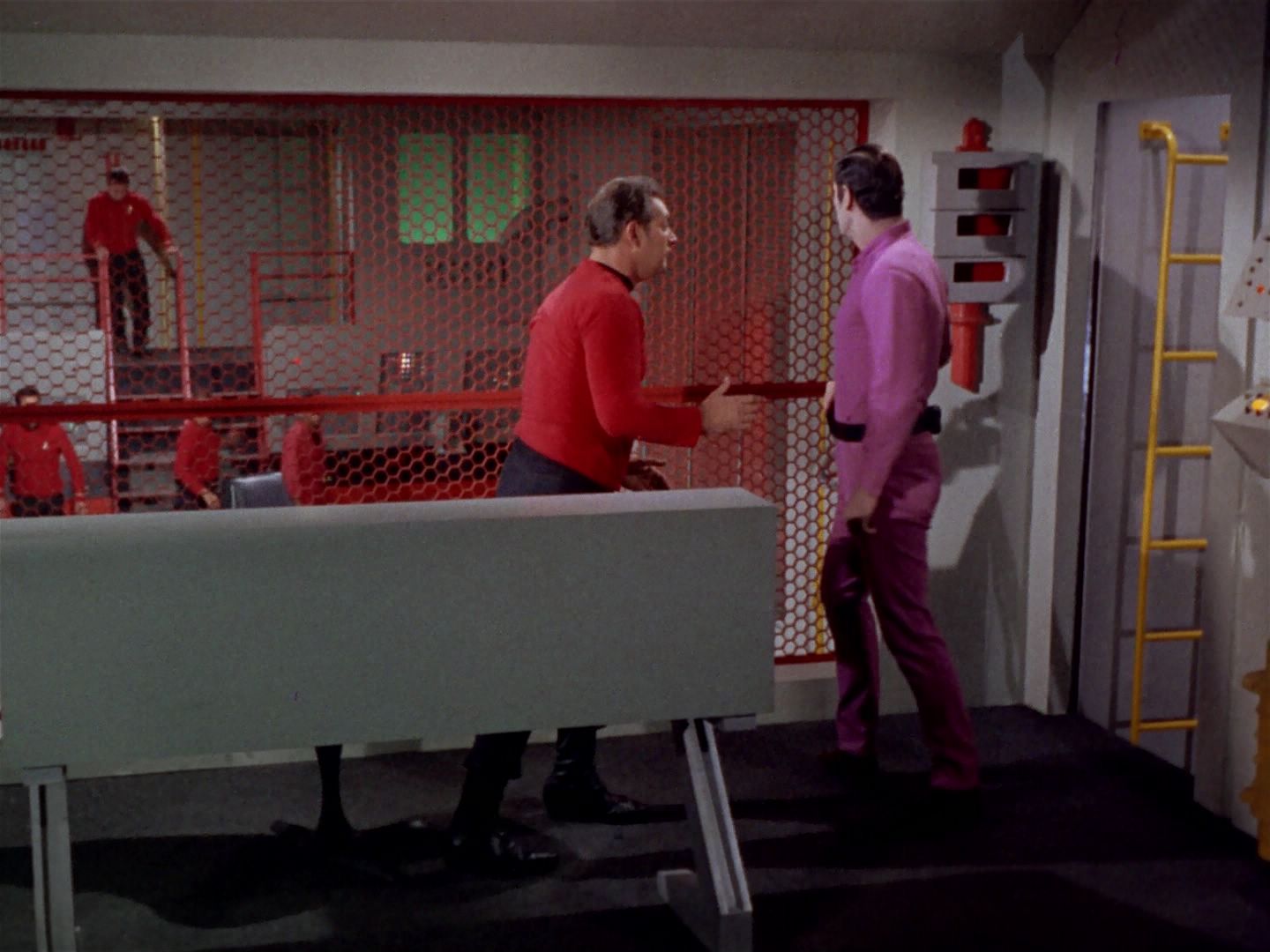 ariane179254_StarTrek_2x22_ByAnyOtherName_0318.jpg