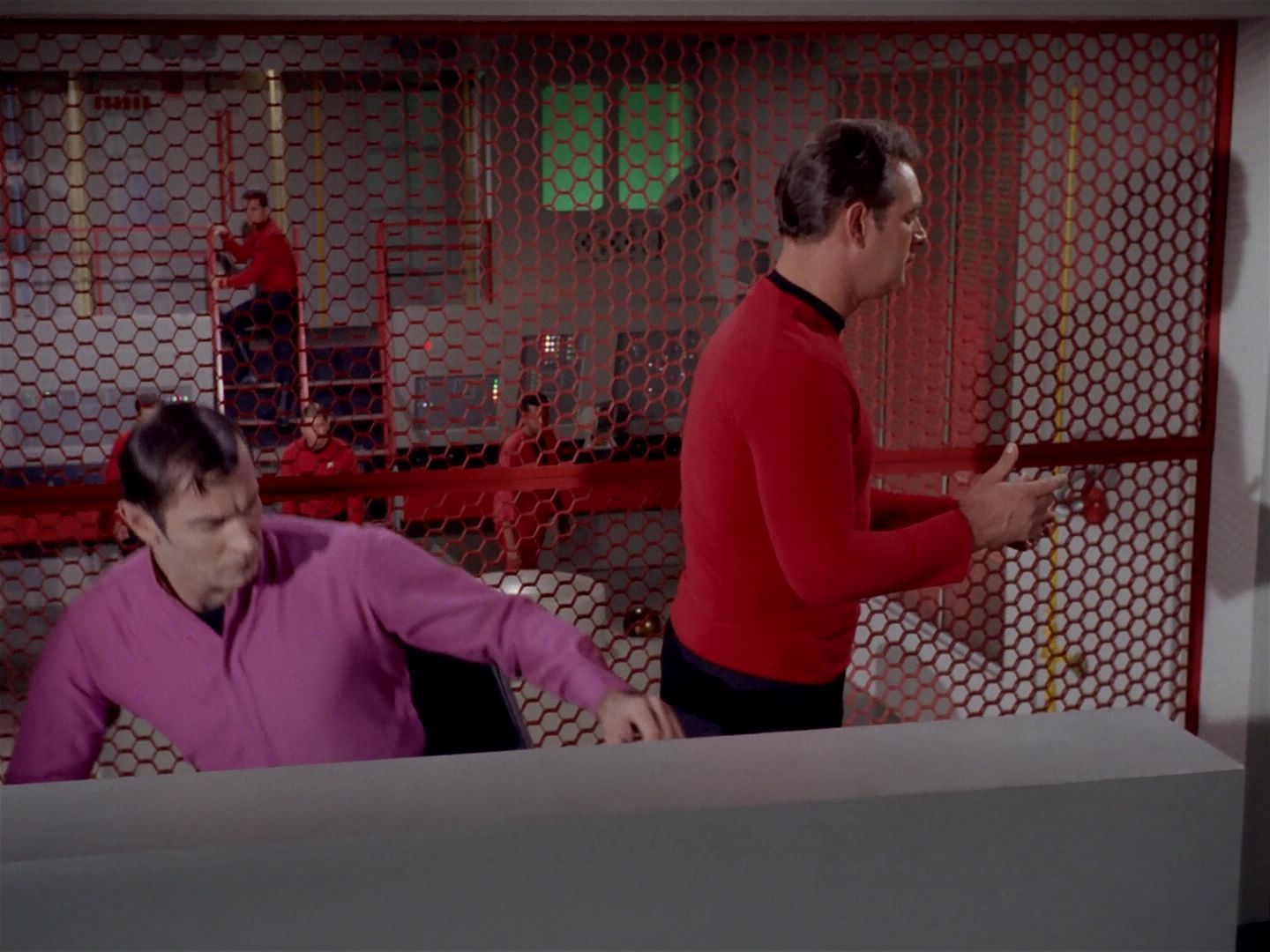 ariane179254_StarTrek_2x22_ByAnyOtherName_0324.jpg