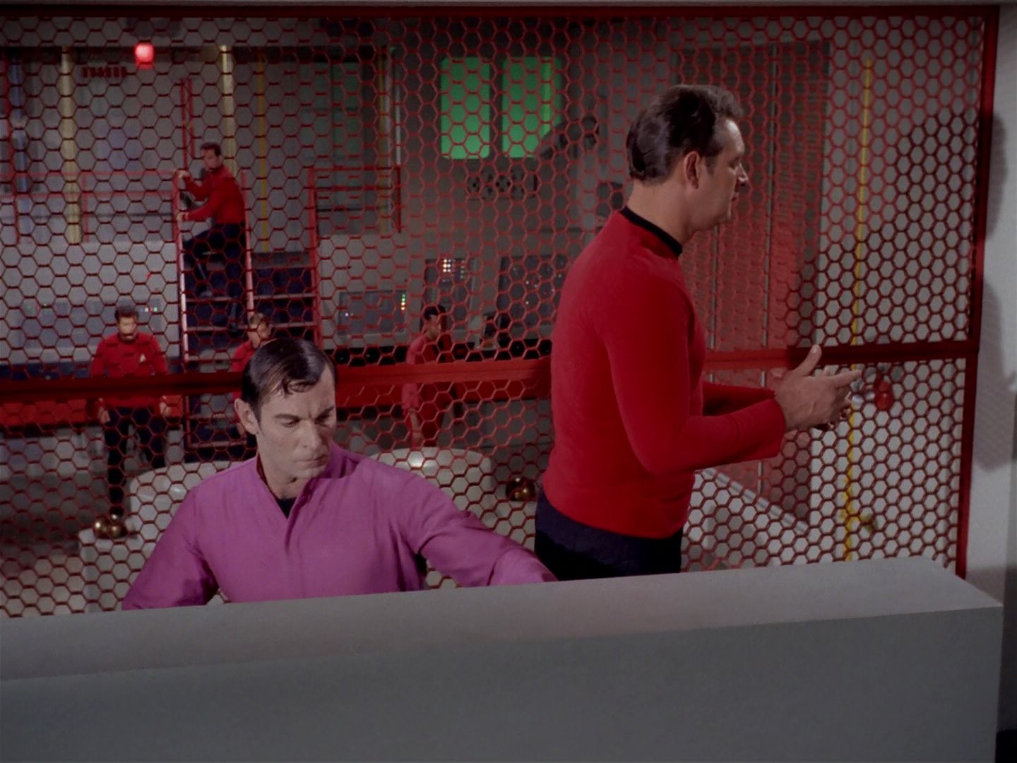 ariane179254_StarTrek_2x22_ByAnyOtherName_0325.jpg