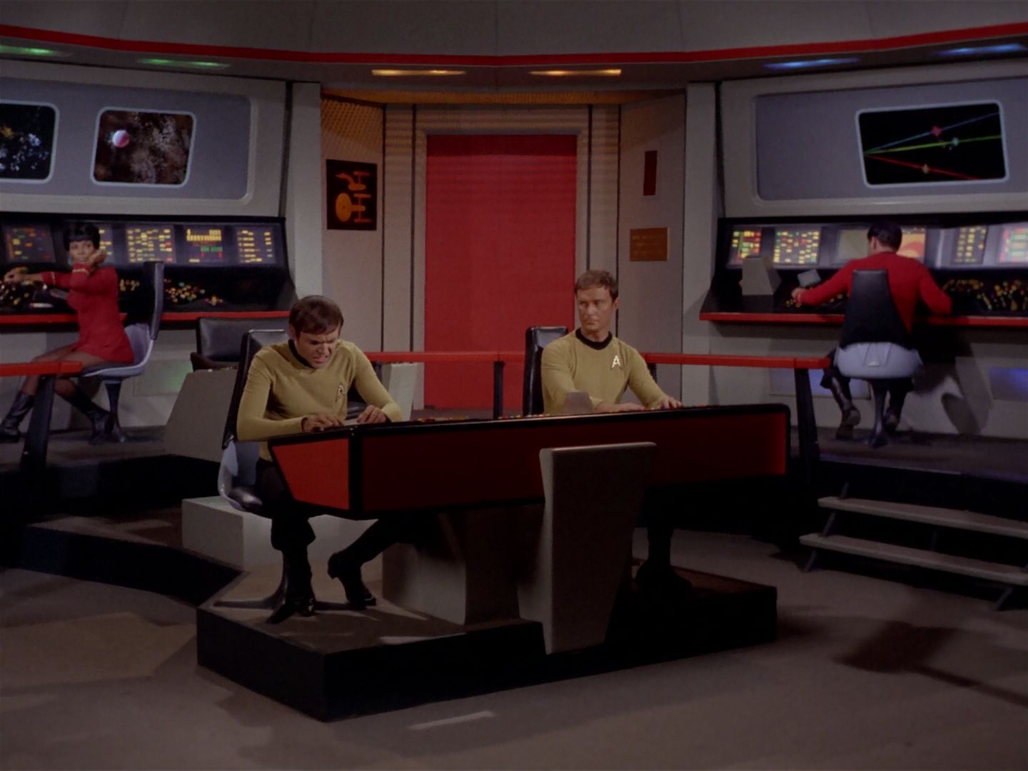 ariane179254_StarTrek_2x22_ByAnyOtherName_0326.jpg