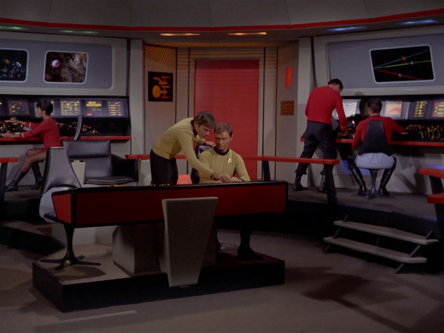 ariane179254_StarTrek_2x22_ByAnyOtherName_0344.jpg