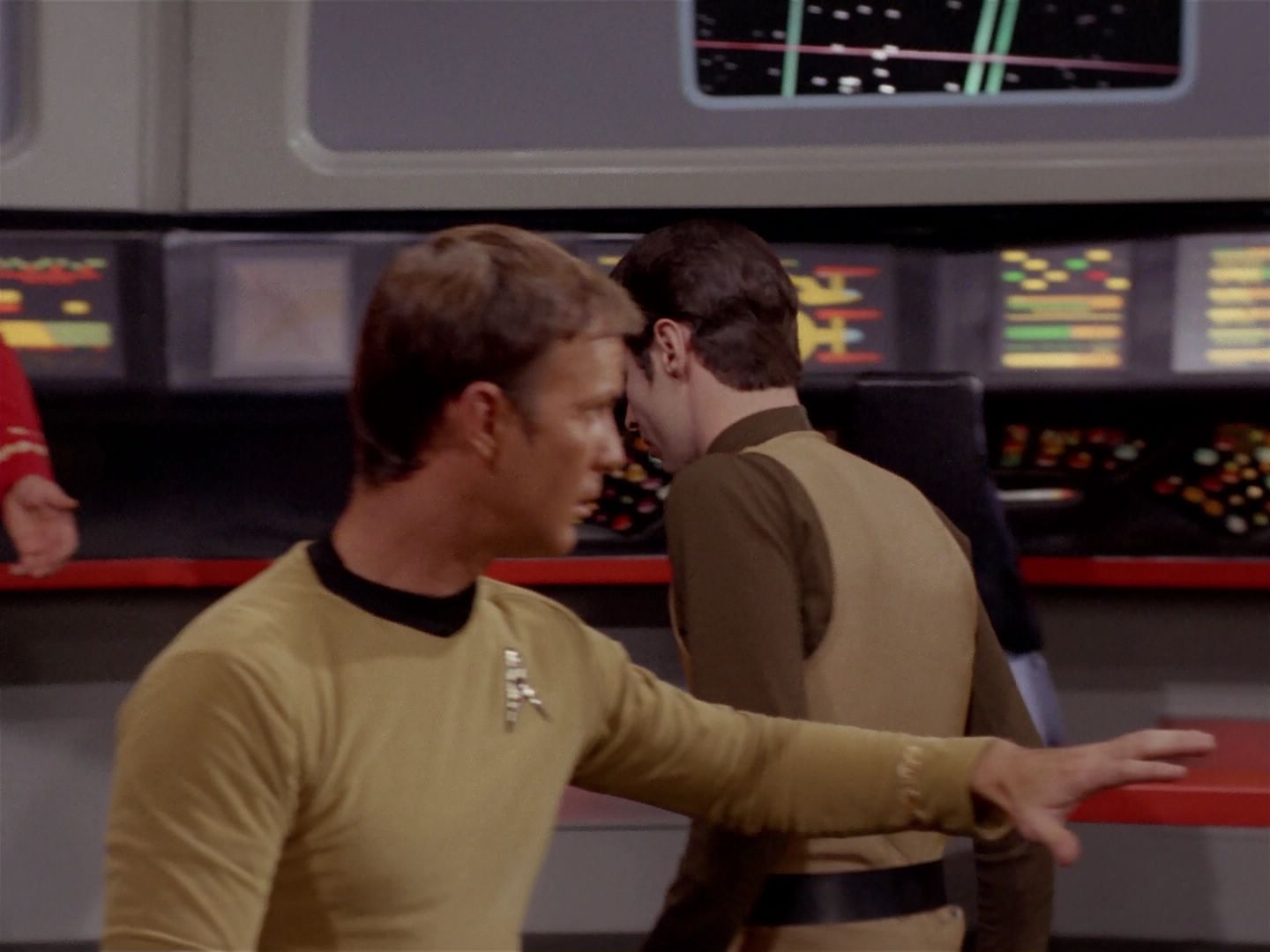 ariane179254_StarTrek_2x22_ByAnyOtherName_0354.jpg