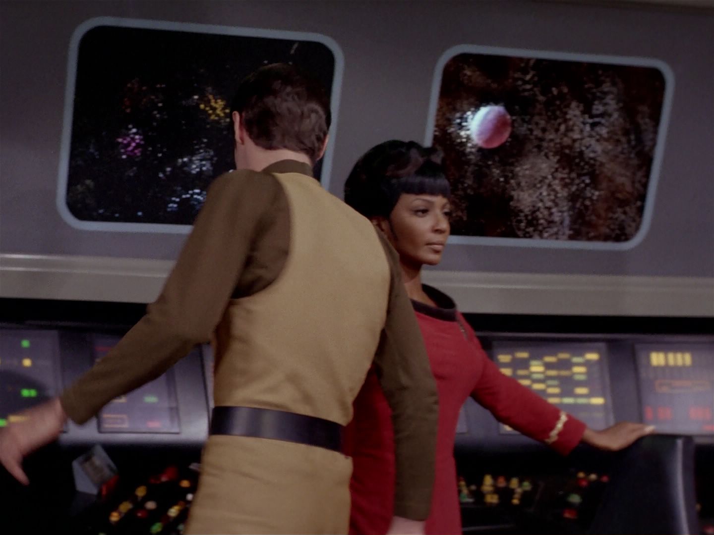 ariane179254_StarTrek_2x22_ByAnyOtherName_0362.jpg