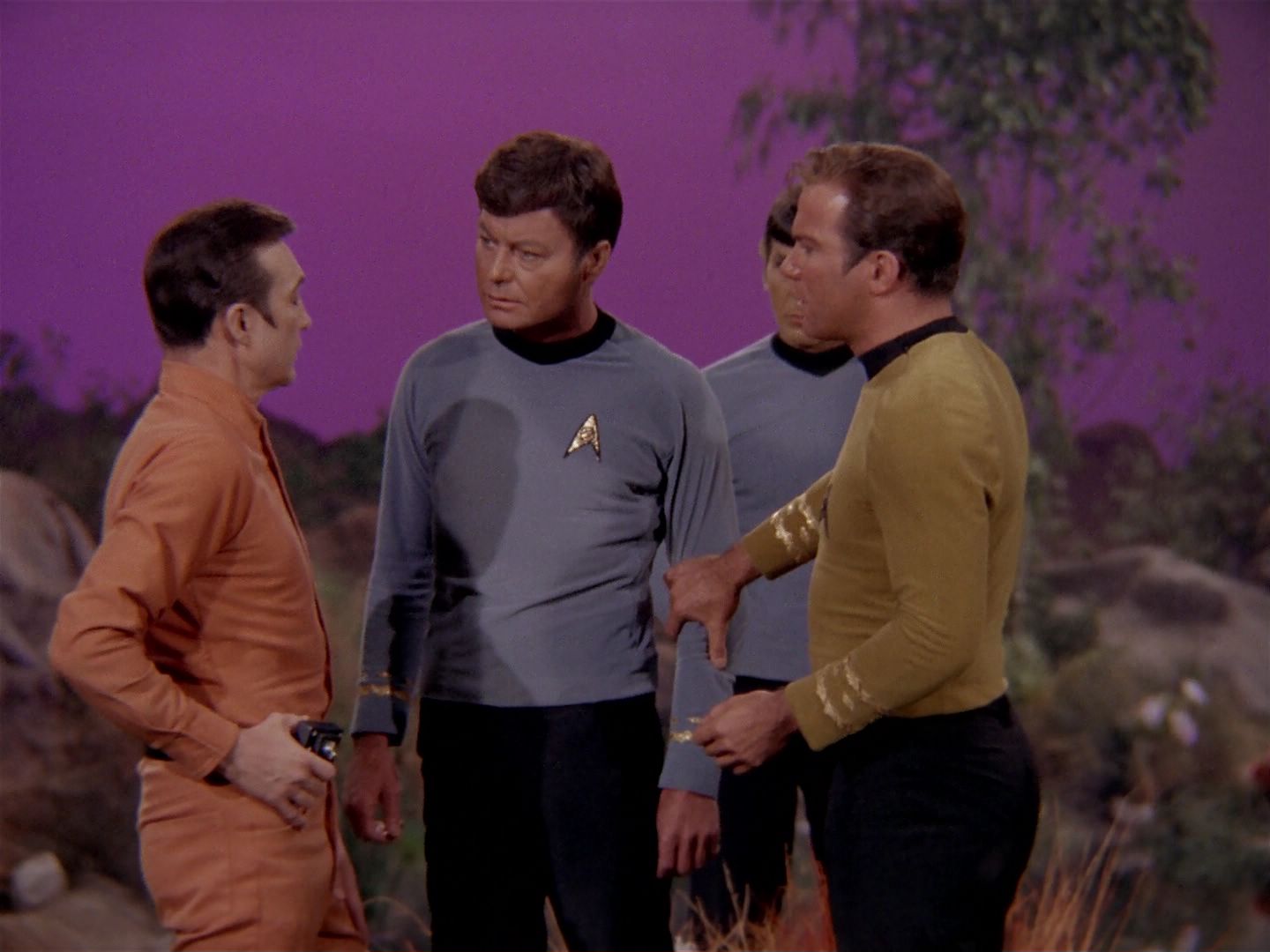 ariane179254_StarTrek_2x22_ByAnyOtherName_0490.jpg