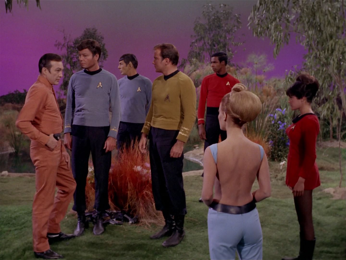 ariane179254_StarTrek_2x22_ByAnyOtherName_0511.jpg