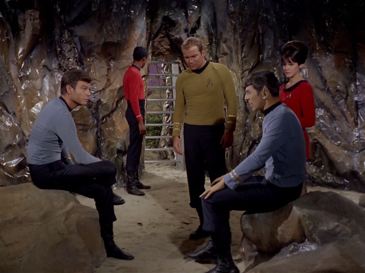 ariane179254_StarTrek_2x22_ByAnyOtherName_0634.jpg