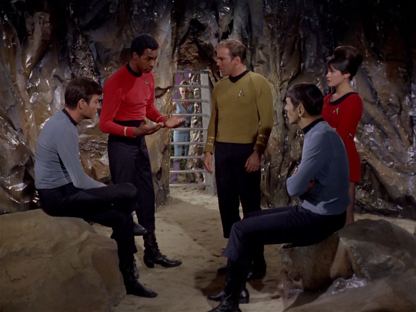 ariane179254_StarTrek_2x22_ByAnyOtherName_0654.jpg