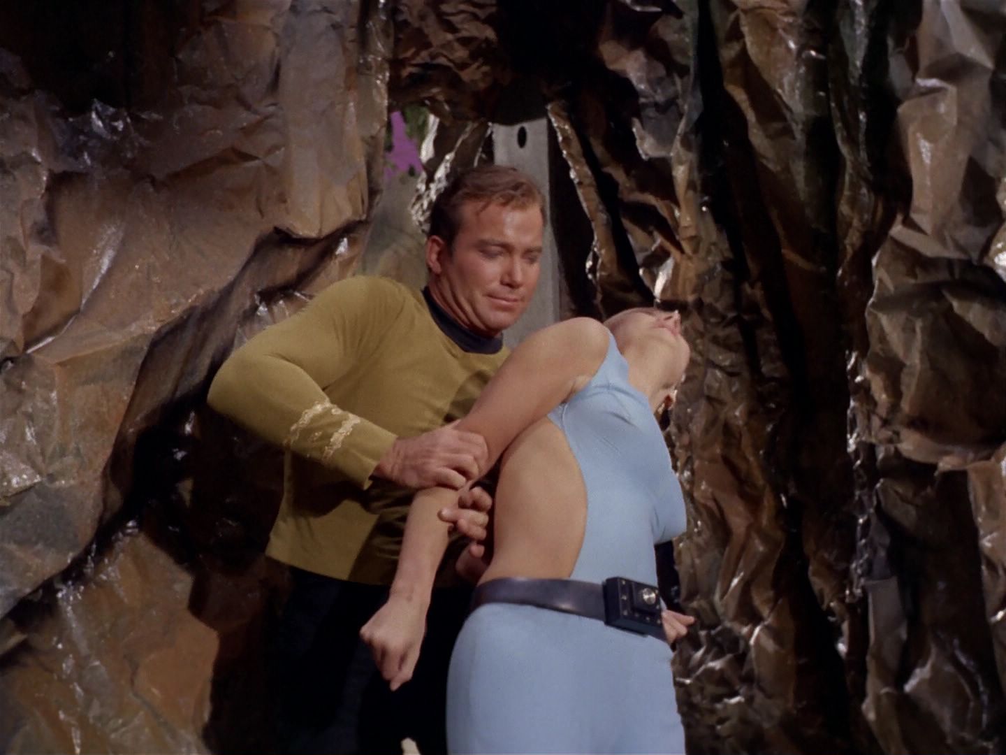 ariane179254_StarTrek_2x22_ByAnyOtherName_0748.jpg