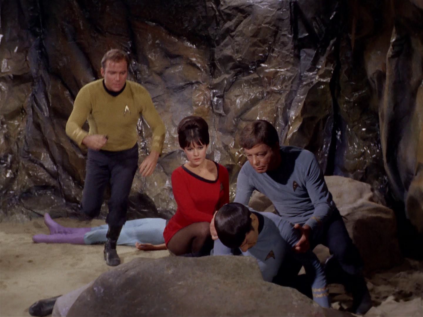 ariane179254_StarTrek_2x22_ByAnyOtherName_0769.jpg