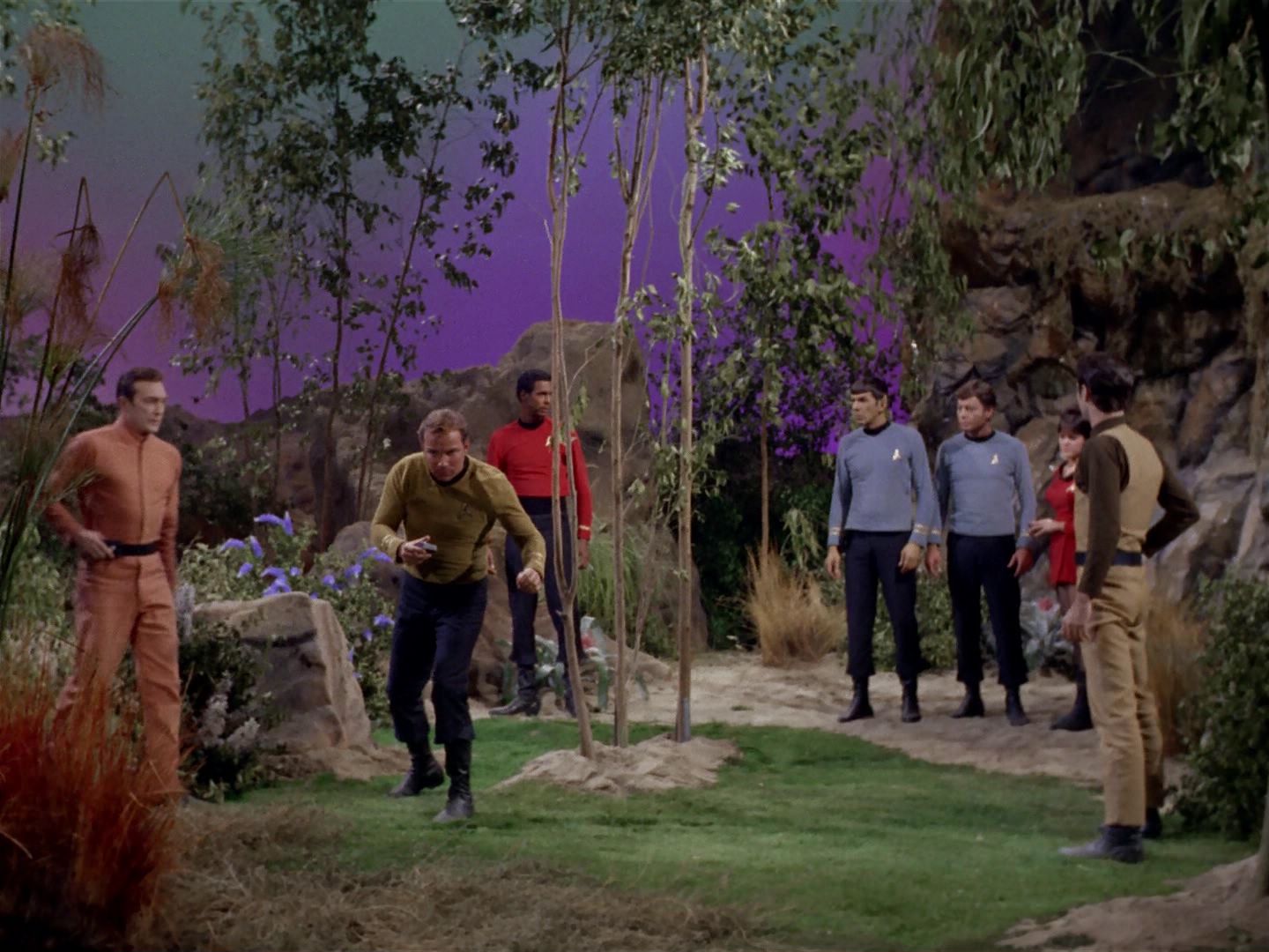 ariane179254_StarTrek_2x22_ByAnyOtherName_0785.jpg