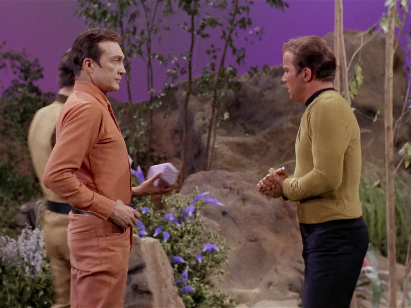 ariane179254_StarTrek_2x22_ByAnyOtherName_0897.jpg