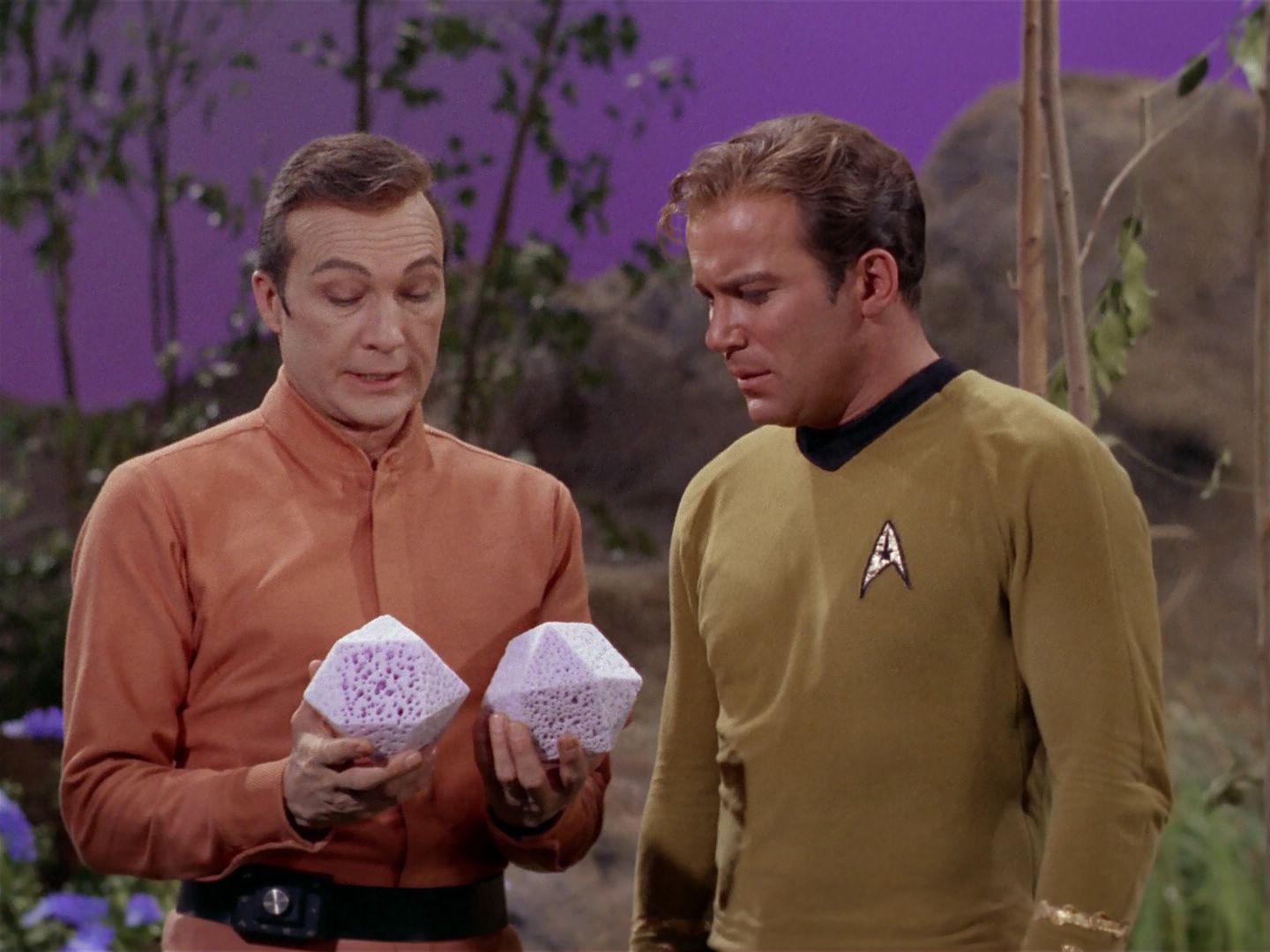 ariane179254_StarTrek_2x22_ByAnyOtherName_0915.jpg